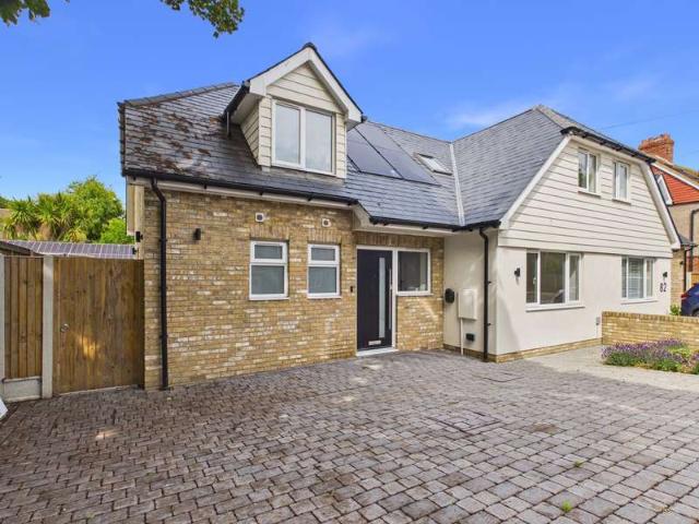 Farm for sale in St. Peter's, Acol