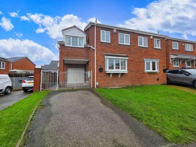 Farm for sale in Cudworth, South Yorkshire