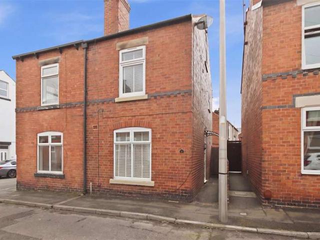 Farm for sale in Loundsley Green, East Midlands
