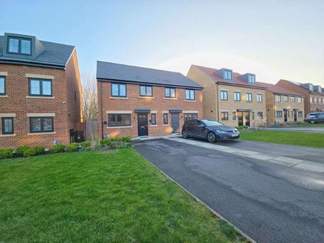 Farm for sale in Royston, South Yorkshire