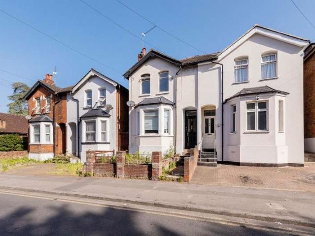 Farm for sale in Bray Wick, Maidenhead