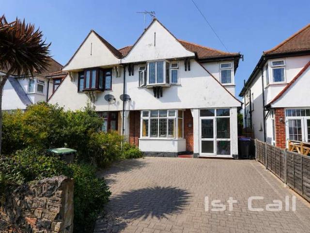 Farm for sale in Alton Barnes, Essex