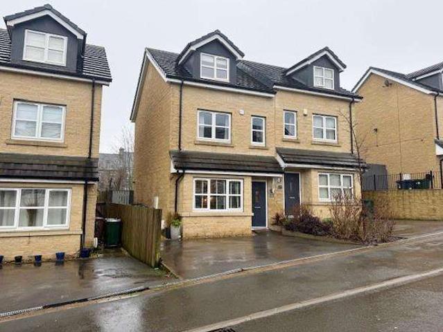 Farm for sale in Eccleshill, West Yorkshire