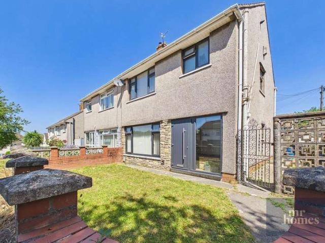 Farm for sale in Falcon Lodge, Wales