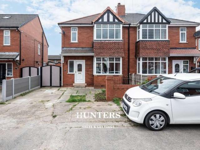 Farm for sale in Airedale, Castleford