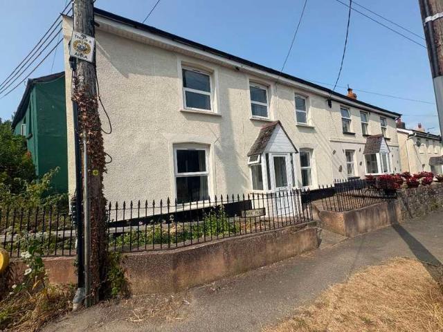 Farm for rent in Brandis Corner, Devon
