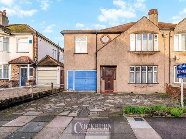 Farm for sale in Coldharbour, Greater London