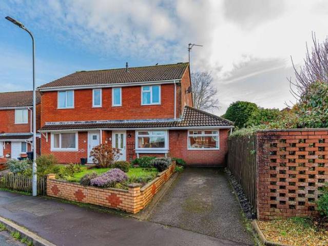 Farm for sale in Bassaleg, Wales