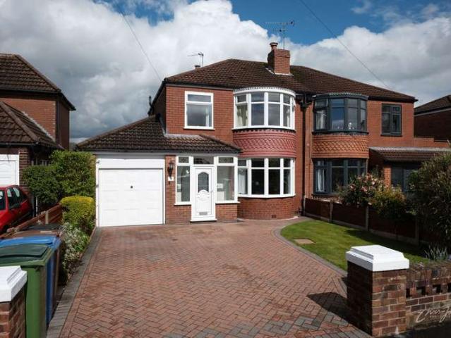 Farm for sale in Fiveways, Hazel Grove