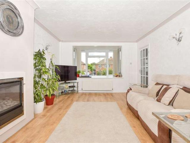 Farm for sale in Midway, Kent