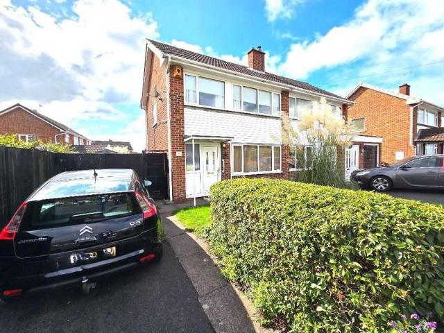 Farm for sale in Oversetts, Egginton