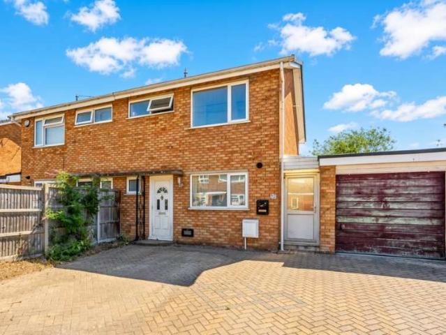 Farm for sale in Stotfold, Bedfordshire