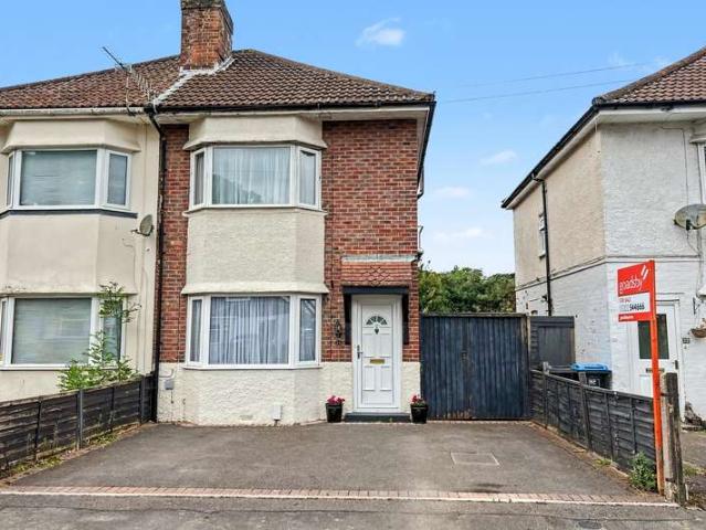 Farm for sale in Queens Park, Bournemouth