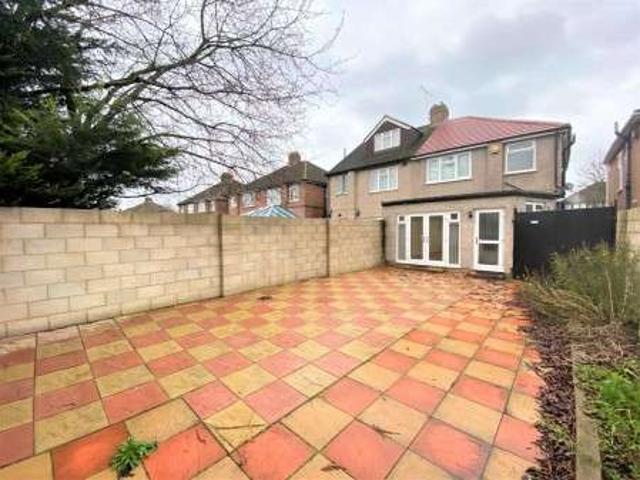 Farm for sale in London Borough of Hillingdon, Greater London