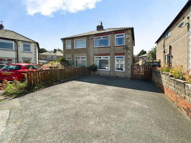 Farm for sale in Low Moor, West Yorkshire