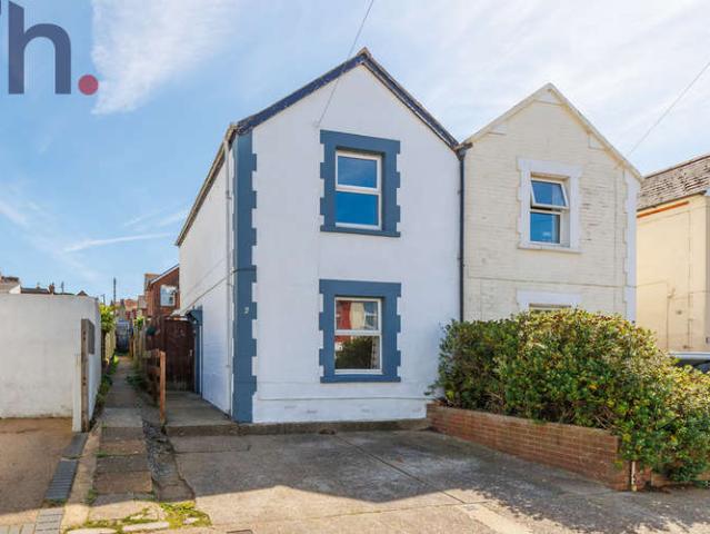 Farm for sale in Isle Of Wight