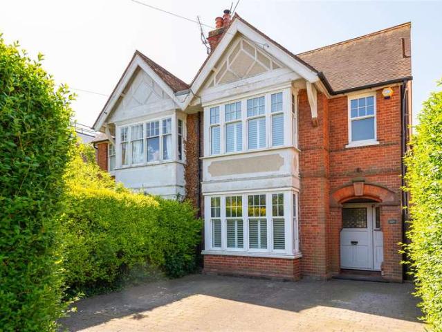 Farm for sale in Red Hill, Surrey