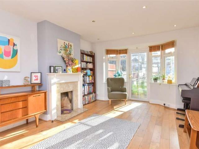 Farm for sale in Patcham