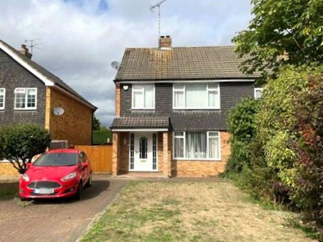 Farm for sale in Wooburn, Bourne End