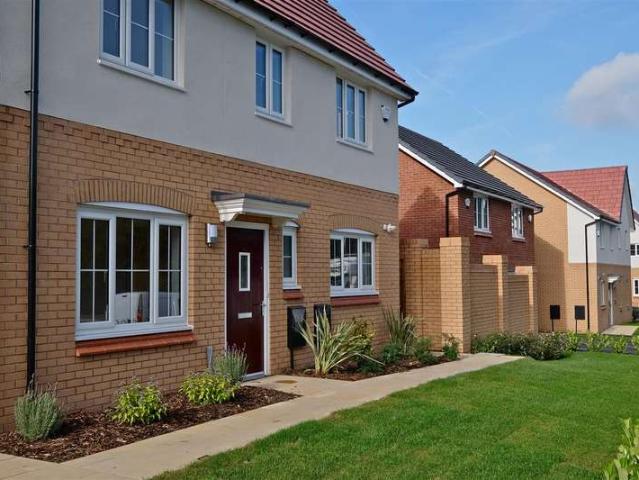 Farm for rent in Rossmore, Cheshire