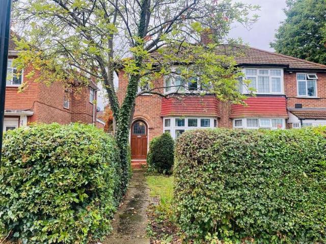 Farm for sale in London Borough of Hounslow, Greater London