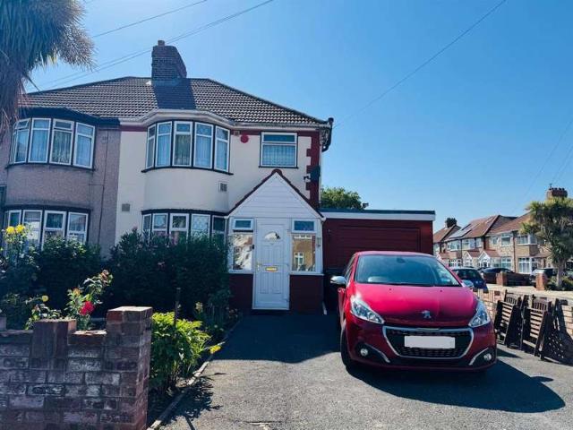Farm for sale in London Borough of Hounslow, Greater London