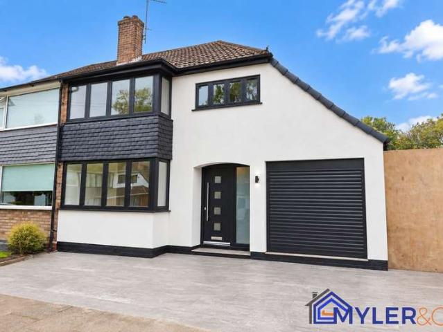 Farm for sale in Upton Rocks, Widnes