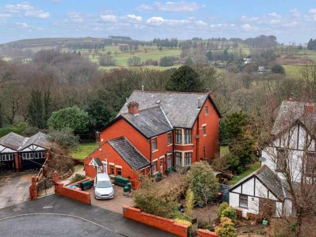 Farm for sale in Earcroft, Darwen