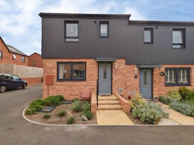 Farm for sale in Yate Rocks, Yate