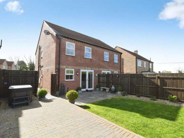 Farm for sale in Wawne