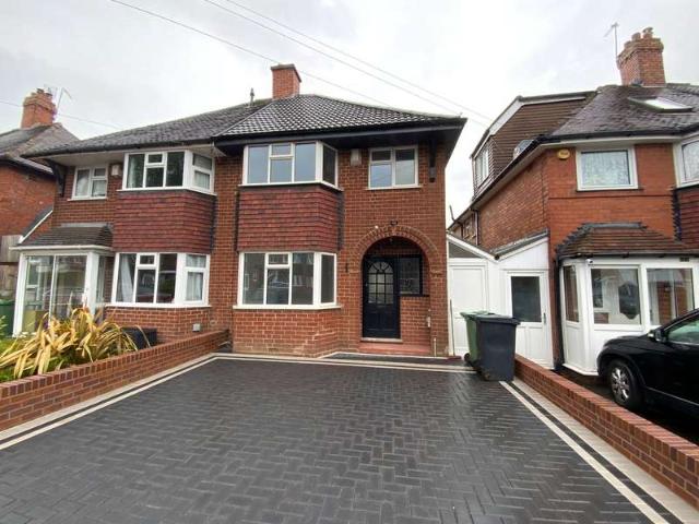 Farm for sale in Lapal, West Midlands