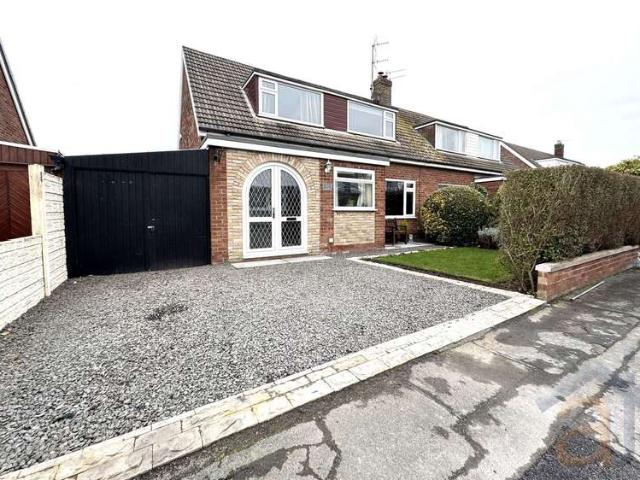 Farm for sale in North Meols, Roby Mill