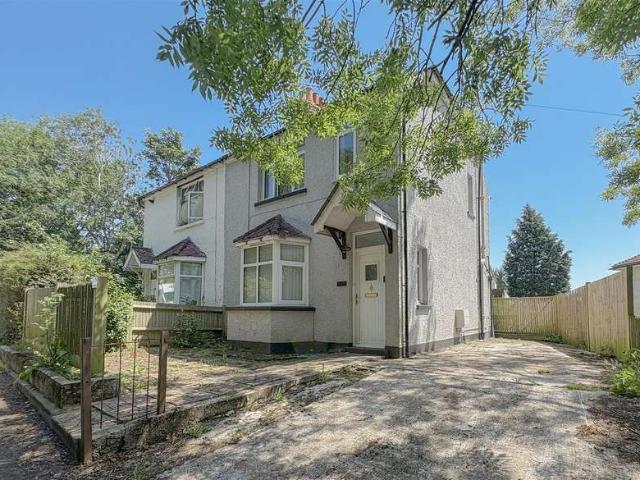 Farm for rent in Tilekiln, Guestling Green