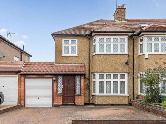 Farm for sale in Pinner, Greater London