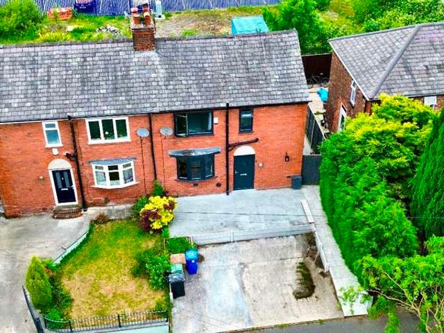 Farm for sale in Hurst Cross, Greenheys