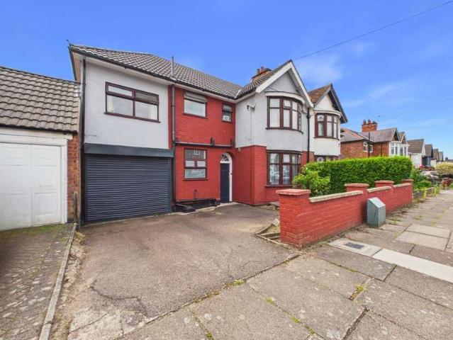 Farm for sale in Stoneygate, Leicester