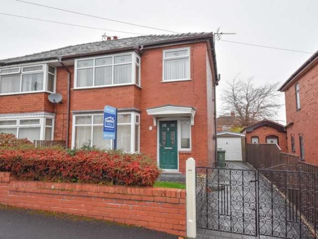 Farm for sale in Kitt Green, Wigan