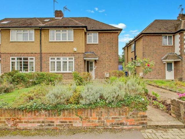 Farm for sale in West Finchley, Greater London