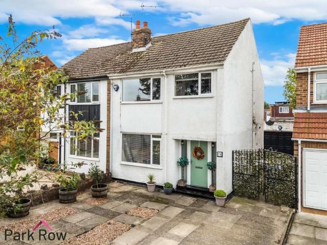 Farm for sale in Sherburn in Elmet, York and North Yorkshire