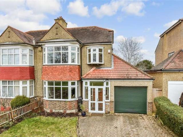 Farm for sale in London Borough of Croydon, Greater London