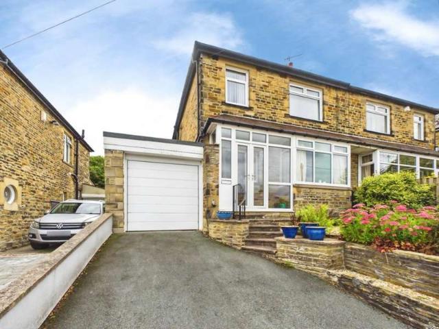 Farm for sale in Cottingley, Bradford