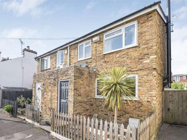 Farm for sale in Clewer Village, Windsor