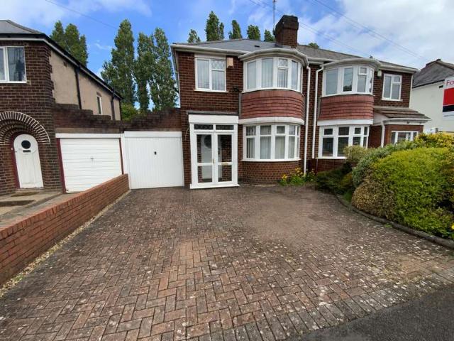 Farm for sale in Causeway Green, West Midlands