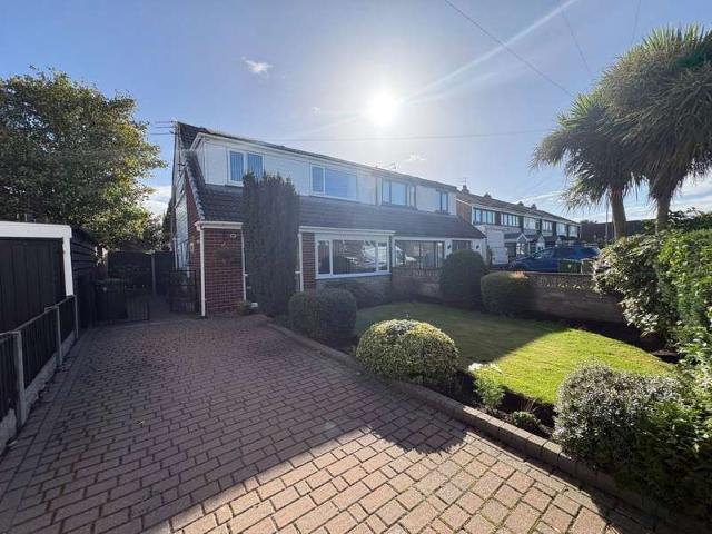 Farm for sale in London Borough of Ealing, Greater London