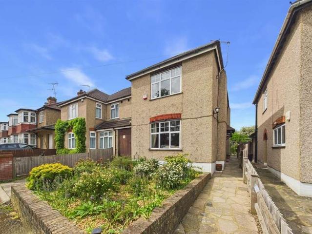 Farm for sale in Ickenham, Greater London