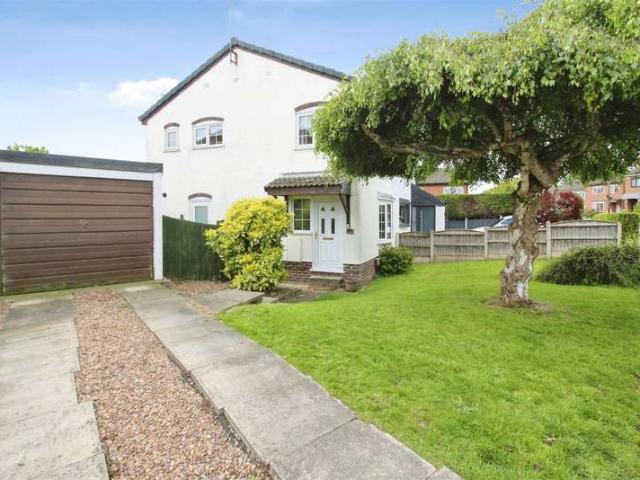 Farm for sale in Kippax, West Yorkshire