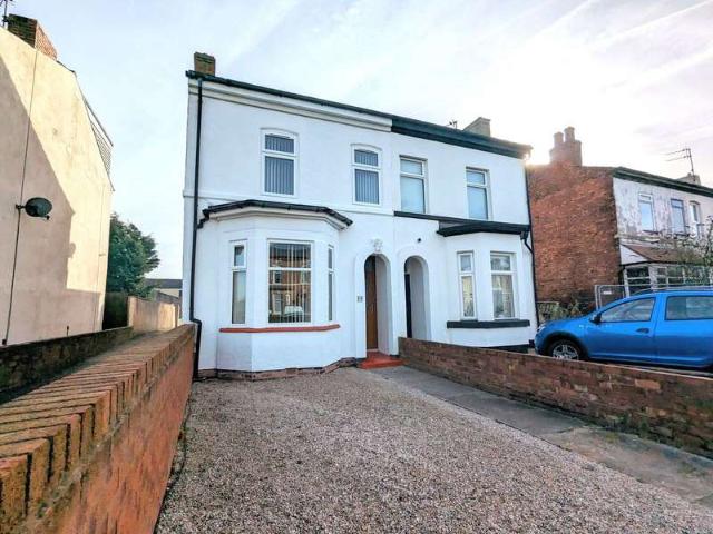 Farm for rent in Meols Cop, Southport