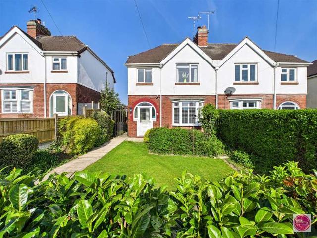 Farm for sale in Swadlincote, South Derbyshire