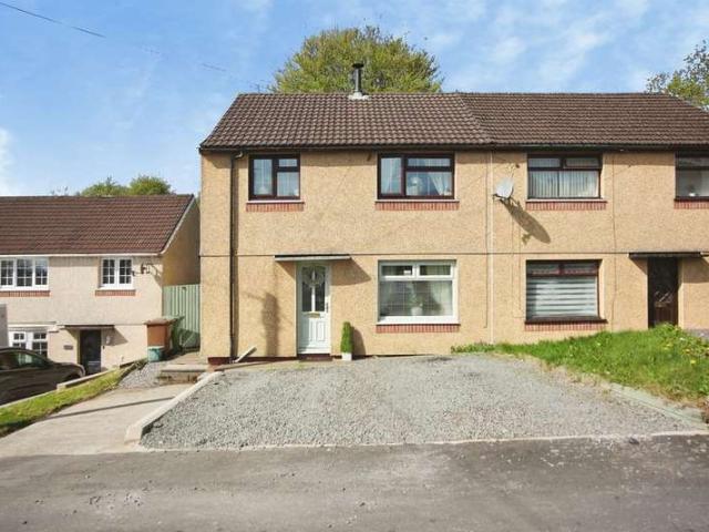 Farm for sale in Caledfryn, Wales