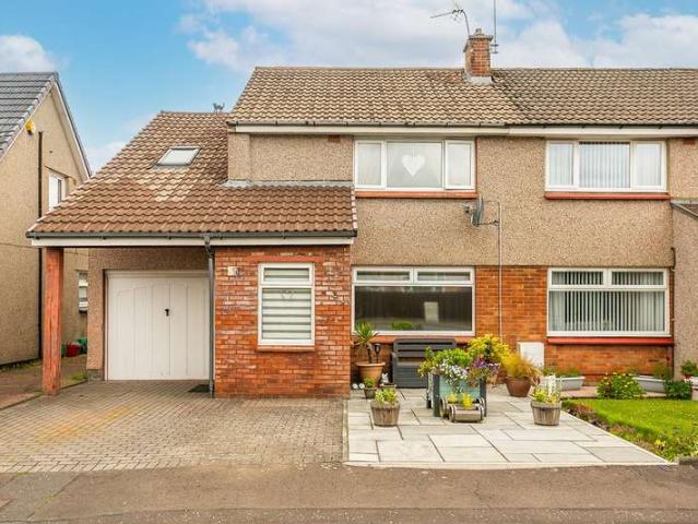 Farm for sale in Loanhead, Scotland